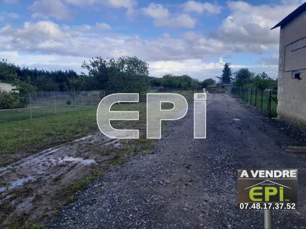 Varennes Terrain Constructible Ajouter à ma sélection Référence : 9106
