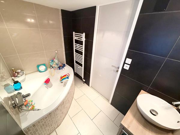 Maison semi-mitoyenne - Sans travaux - Saint-Avold