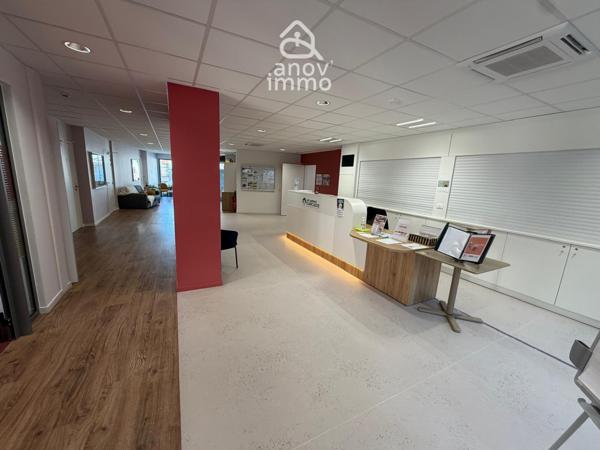 Appartement
                                                                                                                                                                                                                                                                                                                        3 pièce(s)                                                                                                                                                                                                          2 chambre(s)                                                                                                                                                                                                          65.79  m²