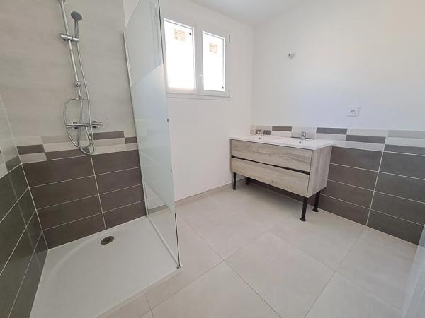 Maison à vendre 6 pièces + Chai attenant