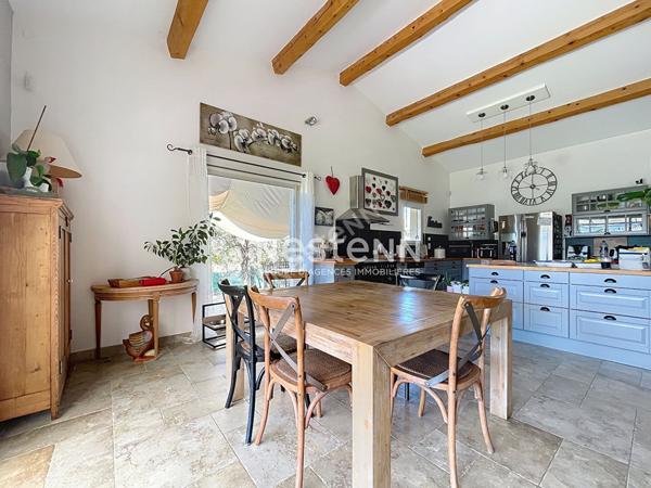 Maison Lauris 5 pièce(s) 150 m2