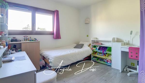 Appartement à vendre 4 pièces de 77 m²