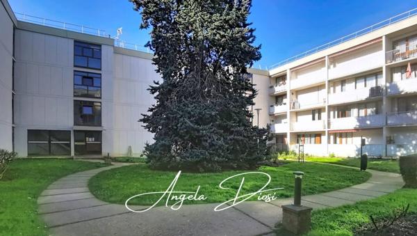 Appartement à vendre 4 pièces de 77 m²