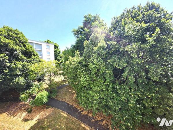 SAINT HERBLAIN Bourg - T3 dans un parc 