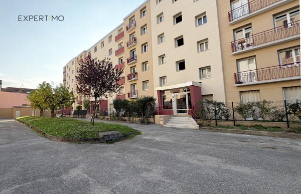 Grenoble (38100) Grenoble Les Eaux-Claires – T3 53 m² + garage