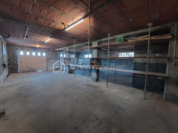 Maison traditionnelle de 300,40 m²