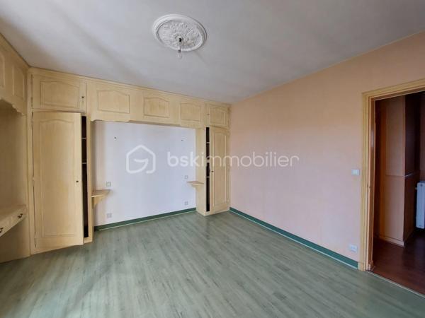 Maison traditionnelle de 300,40 m²