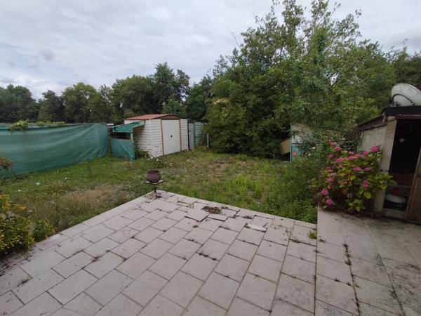 À vendre - Maison, 4 pièces située à Loir en Vallée (72340)