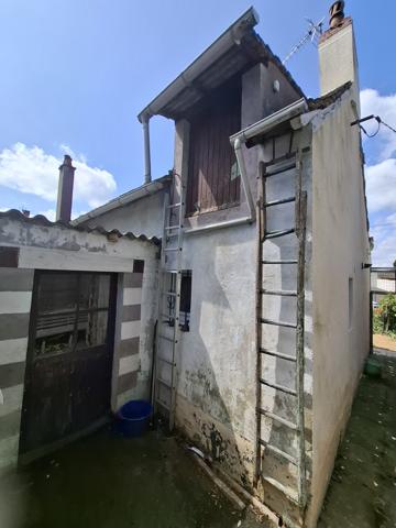 À vendre - Maison individuelle, 2 pièces située à Sainte-Jamme-sur-Sarthe (72380)