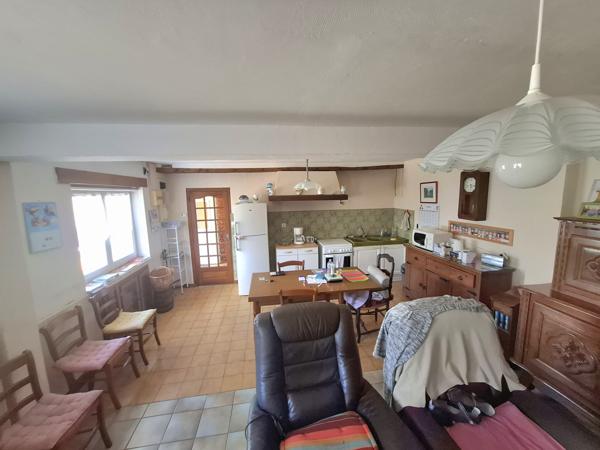 À vendre - Maison individuelle, 2 pièces située à Sainte-Jamme-sur-Sarthe (72380)