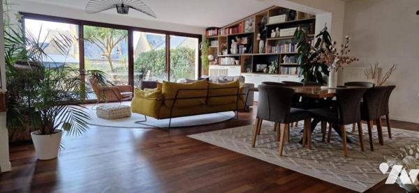 Saint Malo - Rochebonne - Maison (1925) (173m²) rénovée - 5 chambres - Bureau - Jardin clos (Ouest)