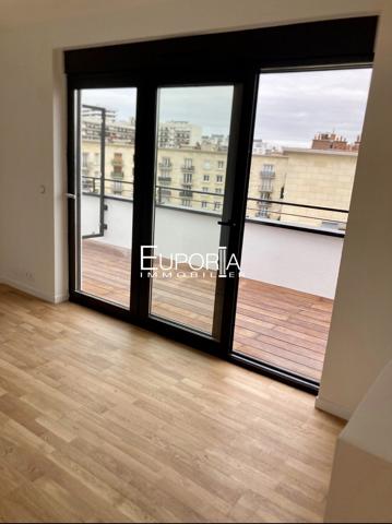 Penthouse 104m2 vue Tour Eiffel
