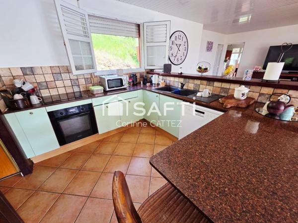 Charmante Villa de plain-pied avec beau terrain piscinable