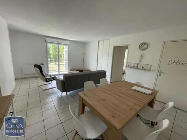 Appartement à louer 3 pièces 56.2m² Bègles (33130)