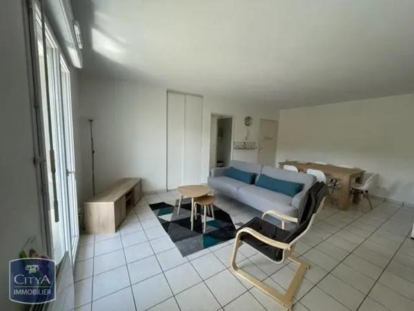 Appartement à louer 3 pièces 56.2m² Bègles (33130)