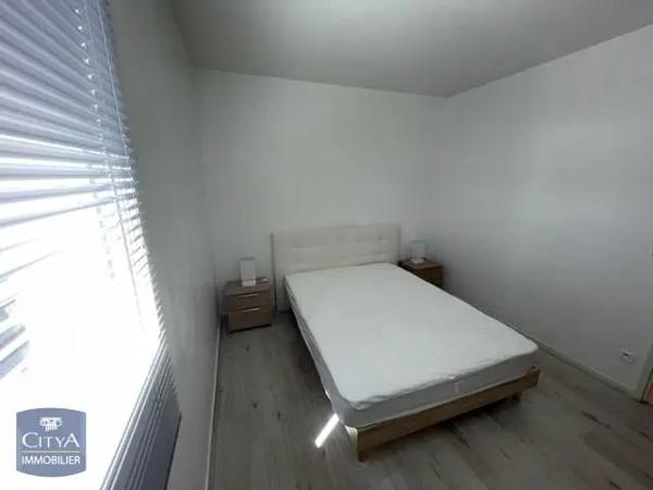 Appartement à louer 3 pièces 56.2m² Bègles (33130)