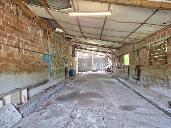 Ferme
                                                                                                                                                                                                                                                                                                                        5 pièce(s)                                                                                                                                                                                                          4 chambre(s)                                                                                                                                                                                                          102  m²