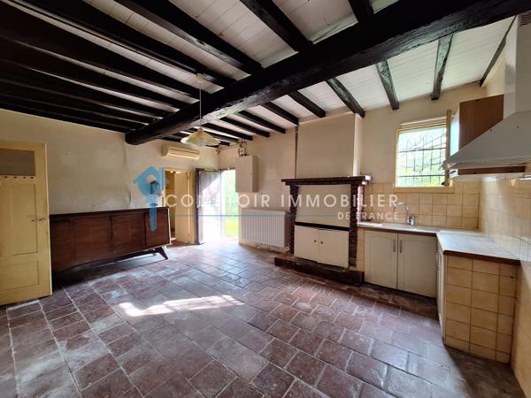Ferme
                                                                                                                                                                                                                                                                                                                        5 pièce(s)                                                                                                                                                                                                          4 chambre(s)                                                                                                                                                                                                          102  m²