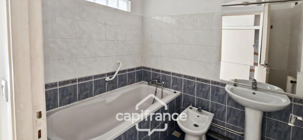 Appartement à vendre 3 pièces TOULON (83)