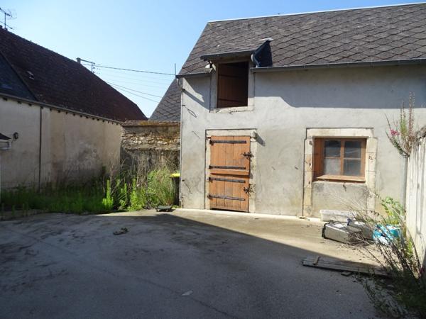 Vente Maison120 m² - 6 Pièces - LIGNIERES (18160)