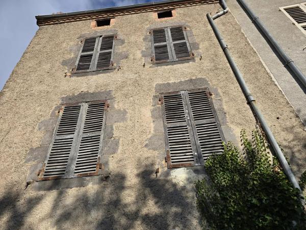 Vente Maison de village 10 pièces 246 m2 à Ardes