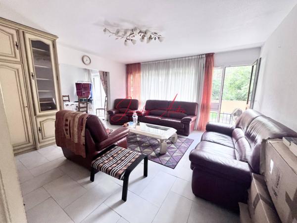 Appartement à vendre 5 pièces de 106 m²