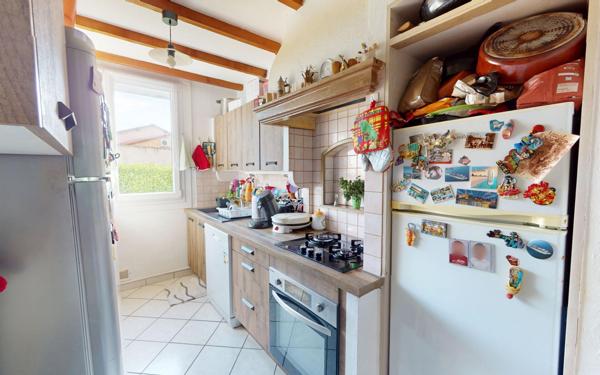 Appartement à vendre    3 pièces • 60 m2 Décines-Charpieu