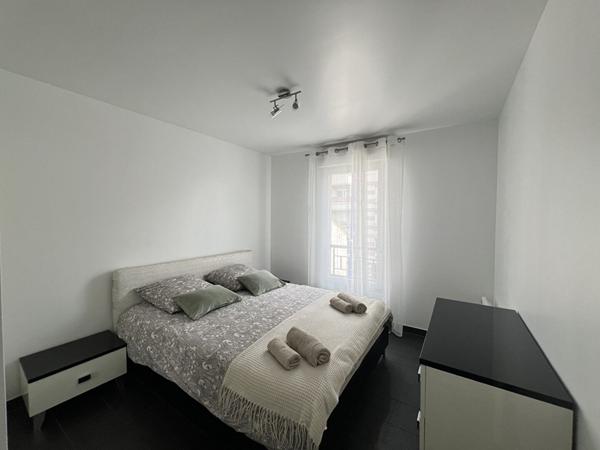 Appartement Drancy 3 pièce(s) 56 m2 parking