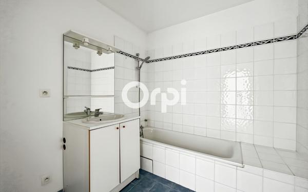 Appartement à vendre    3 pièces • 65,50 m2 Saint-Martin-en-Haut