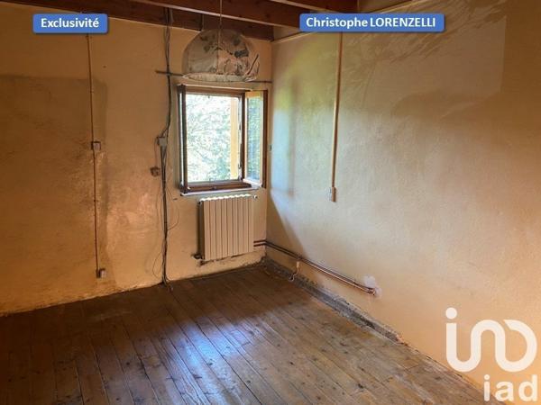 Ferme 5 pièces de 117 m² à Yenne (73170)