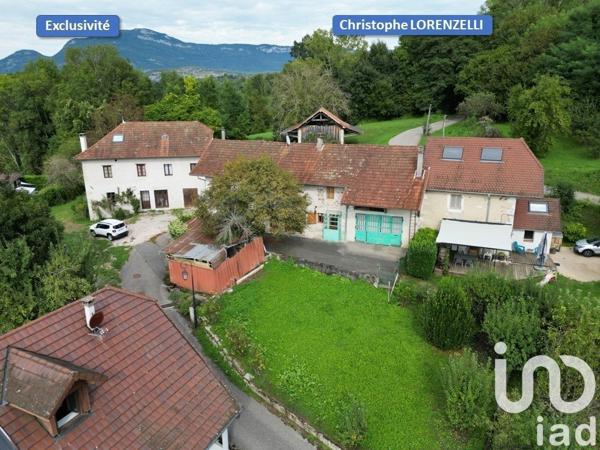 Ferme 5 pièces de 117 m² à Yenne (73170)