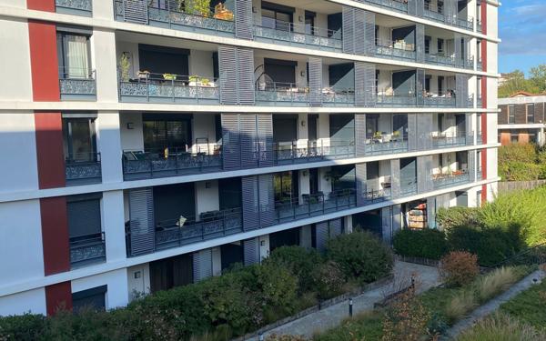 Appartement à vendre    3 pièces • 68,06 m2 Lyon 5