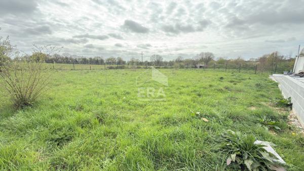 Terrain 3000 m² Loiron-Ruillé