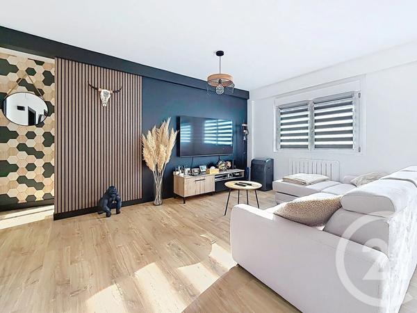 Appartement F3 à vendre  3 pièces - 68,27 m 2   ROUBAIX  - 59