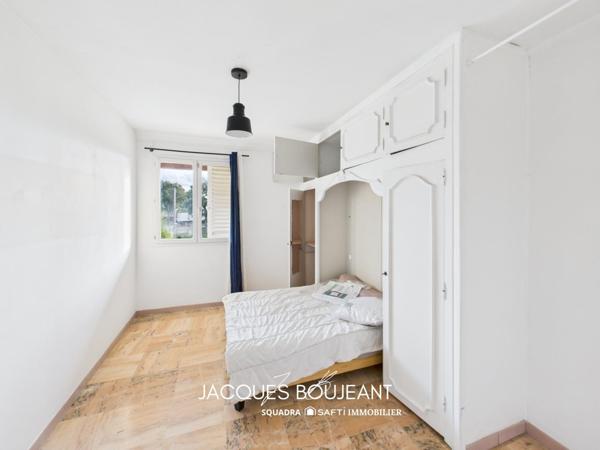 Maison divisée en 4 appartements – 230 m² – Terrain 1 600 m² – Mezzavia, Ajaccio