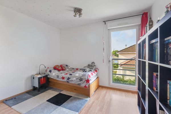 Maison à vendre 7 pièces ORNEX (01)