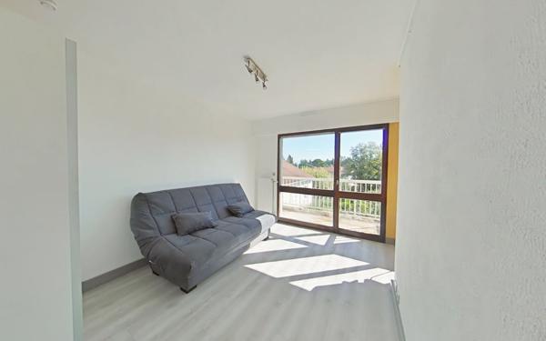 Appartement à louer    1 pièce •  Romans-sur-Isère