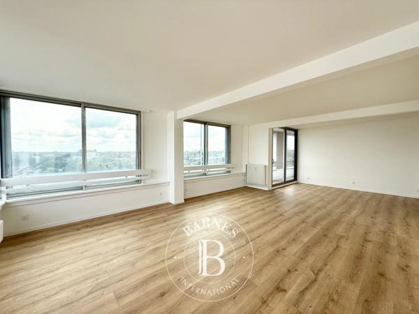 Valenciennes, Appartement 3 Chambres -  162 m² à vendre