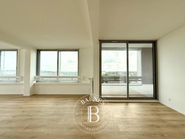 Valenciennes, Appartement 3 Chambres -  162 m² à vendre