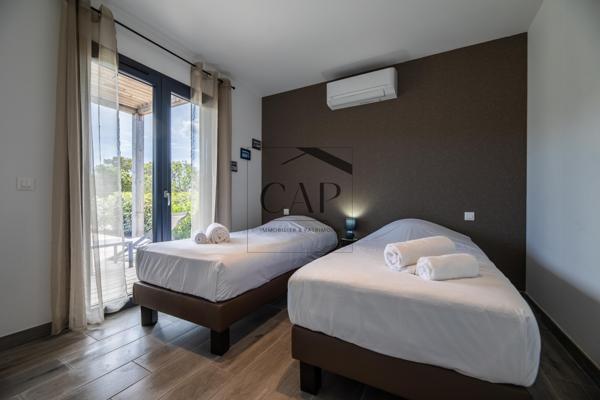 Lecci (20137) T4 Duplex Vue Mer – Piscine Privée – Rentabilité locative 6% – Porto-Vecchio