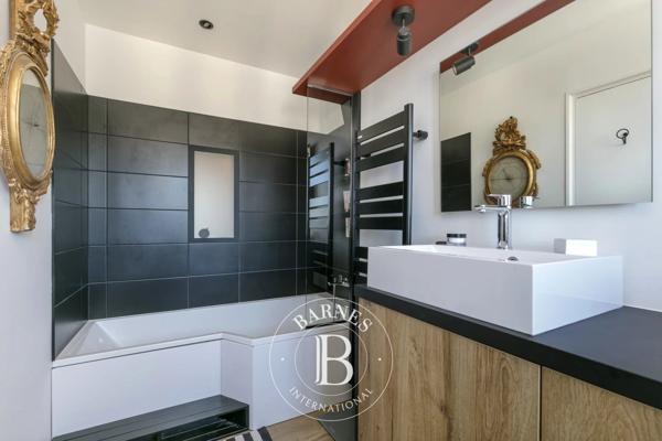 Neuilly-sur-Seine, Appartement 1 Chambre -  56 m² à vendre