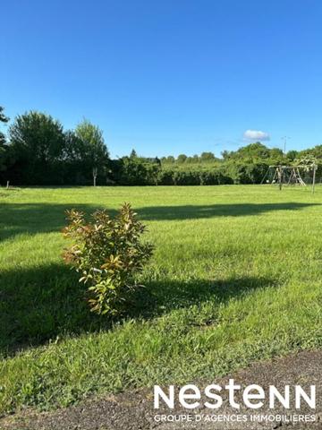 A Vendre: Parcelle de Terrain à bâtir en zone UE d'environ 3000 m² - 71960 PRISSE