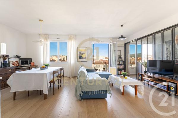 Appartement F3 à vendre  3 pièces - 80 m 2   MARSEILLE  - 13004