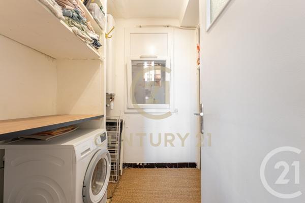 Appartement F3 à vendre  3 pièces - 80 m 2   MARSEILLE  - 13004