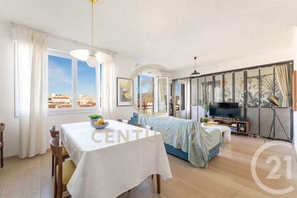 Appartement F3 à vendre  3 pièces - 80 m 2   MARSEILLE  - 13004