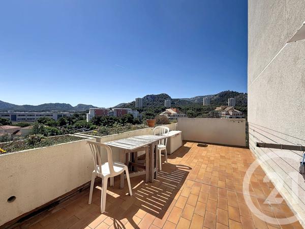 Appartement F3 à vendre  3 pièces - 80 m 2   MARSEILLE  - 13004