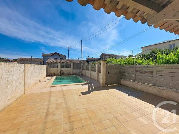 Appartement F3 à vendre  3 pièces - 80 m 2   MARSEILLE  - 13004