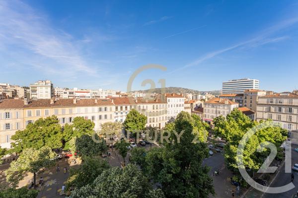 Appartement F3 à vendre  3 pièces - 80 m 2   MARSEILLE  - 13004