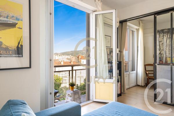 Appartement F3 à vendre  3 pièces - 80 m 2   MARSEILLE  - 13004