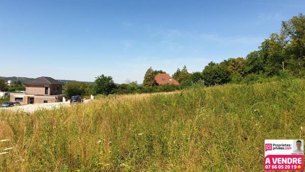 Terrain à bâtir de 868 m²